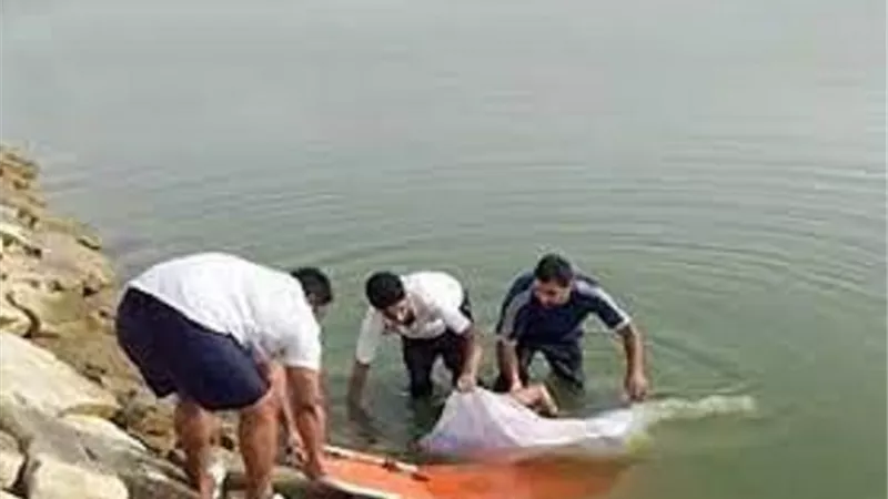 مصرع طالب غرقا في ترعة بحر نبروة بالدقهلية