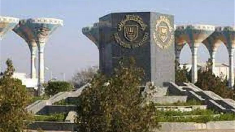 رئيس جامعة القناة يطمئن علي وجبات الافطار المغلفة بالمدن الجامعية