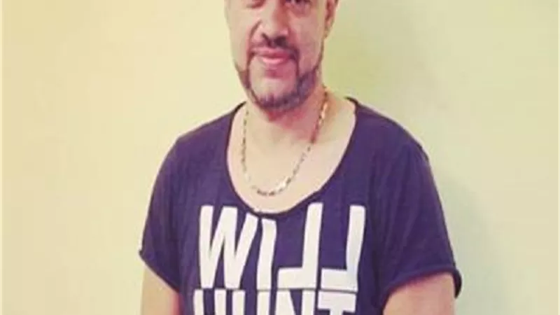 الشاعر الغنائى خالد تاج الدين يشيد بمسلسل 