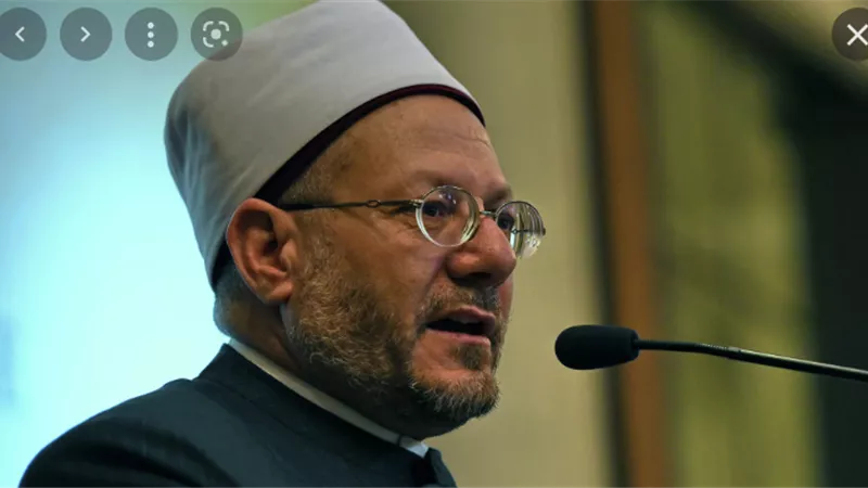 المفتي :الصلاة لا تسقط إلا بغياب العقل غيابًا تامًّا.. وتاركها دون عذر.. آثم