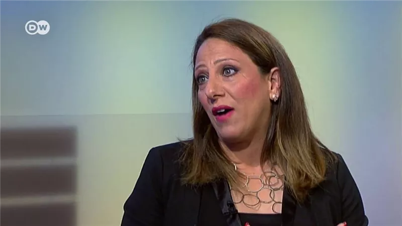 خبيرة: العقوبات الجديدة ضد روسيا ستضعف أوروبا كثيرا.. فيديو