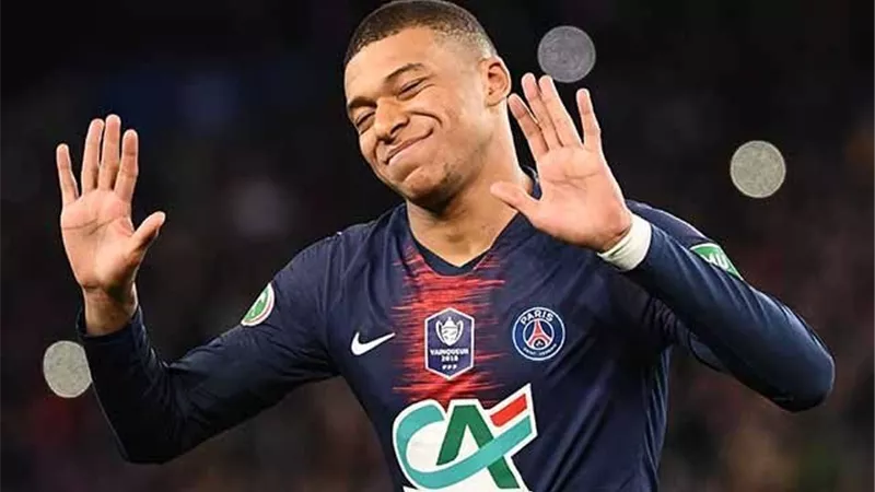 ريال مدريد يحدد موعدا لتقديم مبابى للجماهير