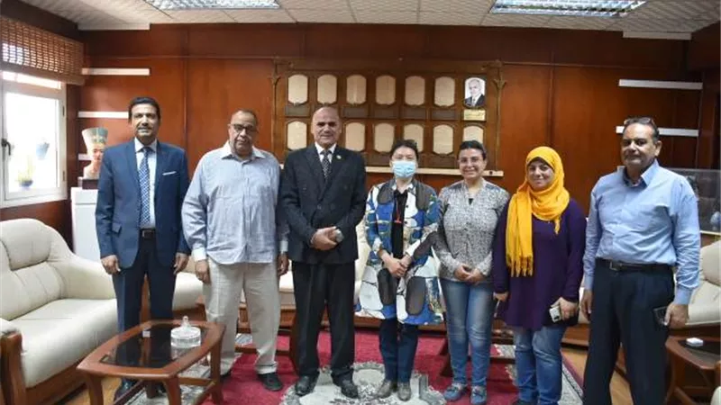 رئيس جامعة الأقصر يبحث سبل التعاون مع مدير فصل كونفوشيوس