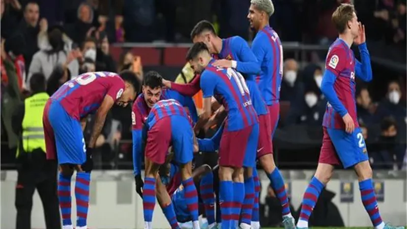 برشلونة ينوي تحصين نجمه بمبلغ خيالي