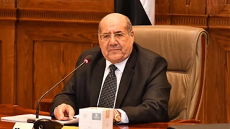 رئيس مجلس الشيوخ يهنئ الرئيس السيسي بذكرى العاشر من رمضان