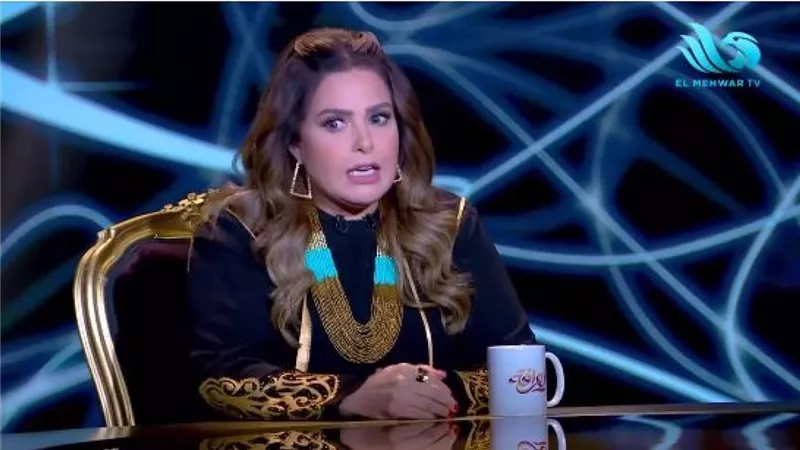 صابرين تعتذر لحلا شيحة على الهواء