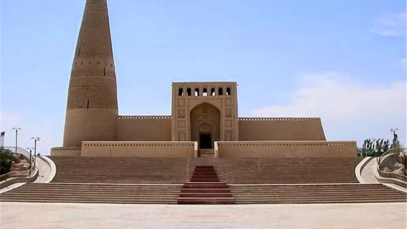 مسجد منارة أمين .. أطول مئذنة من الطوب والخشب لمسلمي الايغور