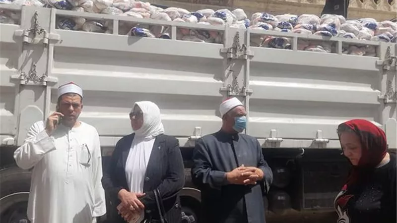توزيع الاف الكراتين من المواد الغذائية على مؤسسات التأهيل بالاسكندرية