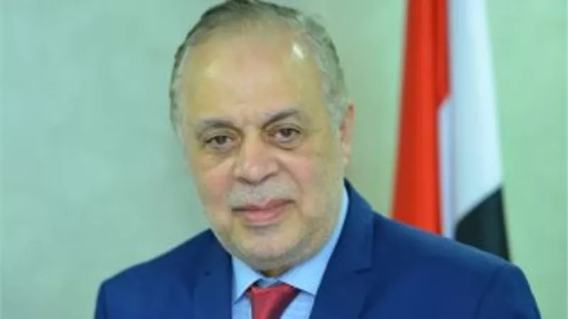 أشرف زكى لـ 