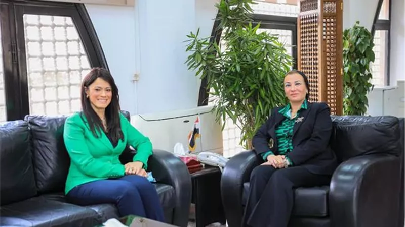 وزيرة البيئة : التخلص من المبيدات شديدة الخطورة على البيئة المصرية