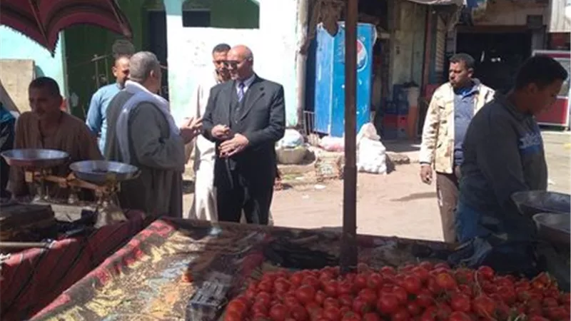 محافظ أسيوط: حملات مكبرة لإزالة الاشغالات ورفع المخلفات بديروط