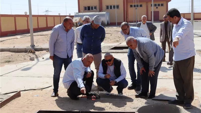 نائب رئيس هيئة المجتمعات العمرانية الجديدة ومساعدة يتفقدا بعض المشروعات الجارى تنفيذها بالمدينة