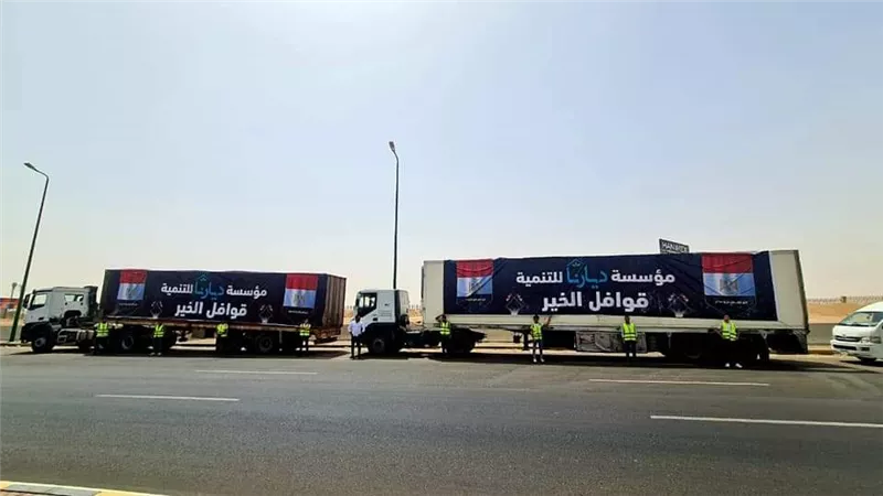 اهداء ٧٠ طن مساهمات الى اهالى حلايب وشلاتين فى رمضان