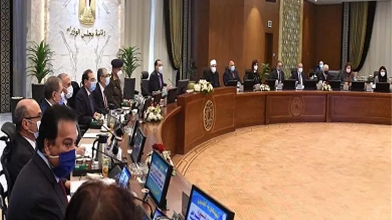 الجريدة الرسمية تنشر قرار رئيس الوزراء بشأن الحد الأدنى للأجور للموظفين والعاملين بأجهزة الدولة