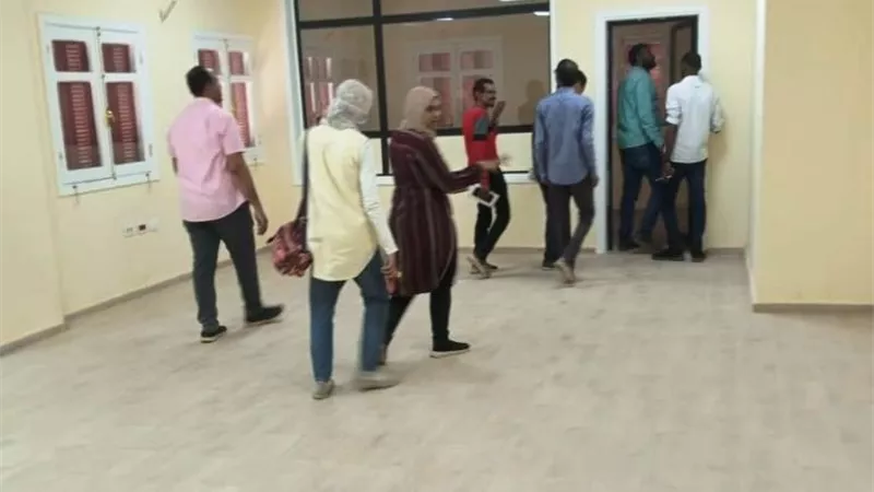 تسليم إبتدائى لمجمعات خدمية والزراعية و بعض الكبارى بكوم أمبو وإدفو