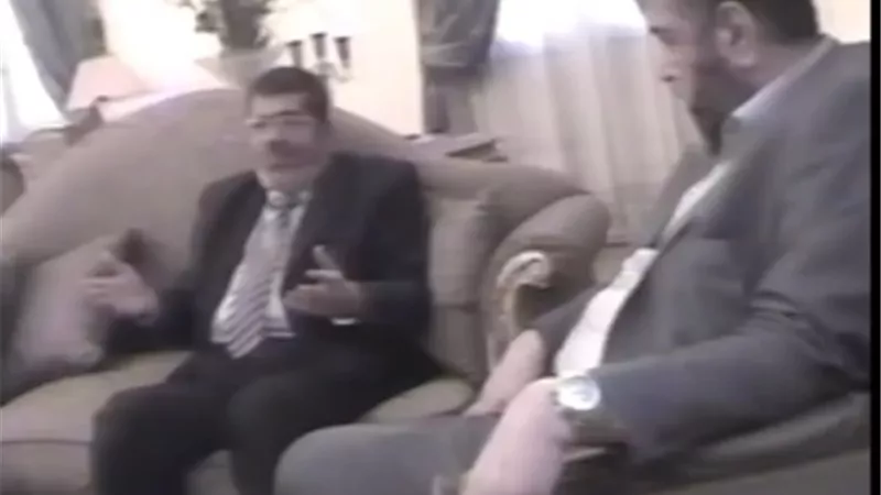 شاهد.. فيديو مسرب بين مرسي والشاطر: 