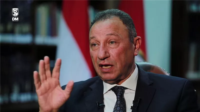 الخطيب يهنيء سيدات طائرة الأهلي على التتويج بالدوري