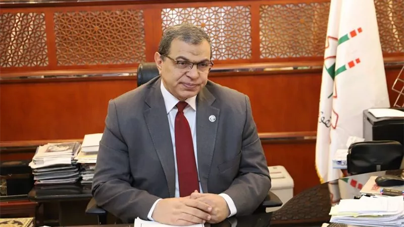 القوى العاملة: تعيين 727 شاباً والتفتيش على 254 منشأة بالفيوم