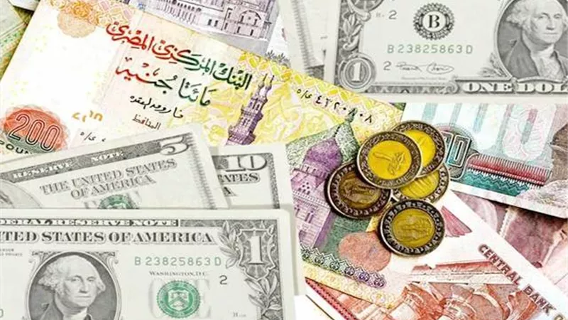 ارتفاع أسعار الدولار مقابل الجنيه المصرى بداية التعاملات اليوم