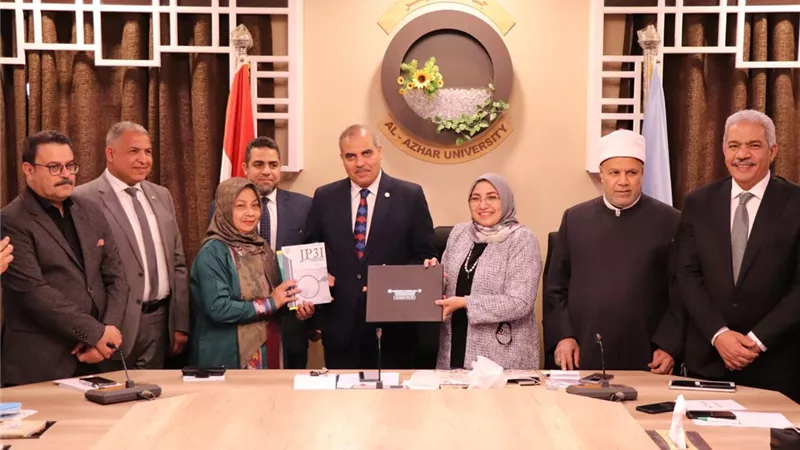 تعاون بين جامعة الأزهر وشريف هداية الله الإسلامية الحكومية بإندونيسيا