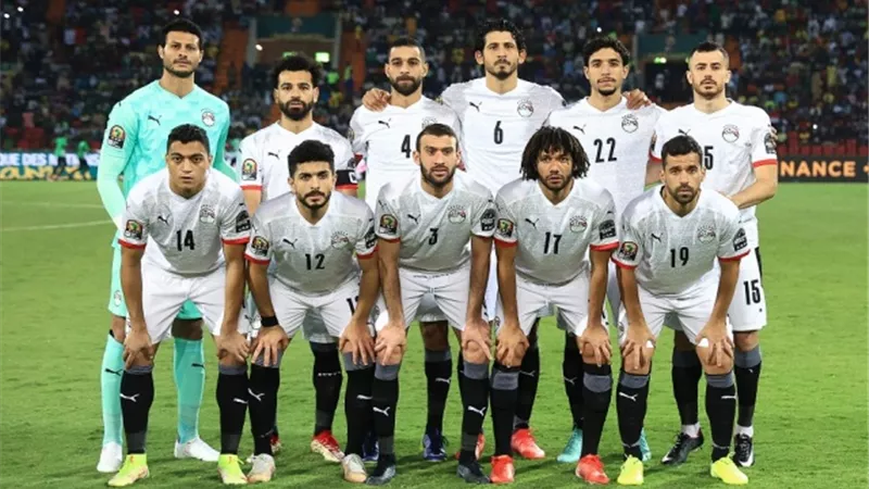 إعلامى شهير يفجر مفاجأة بشأن المدير الفنى القادم لمنتخب مصر