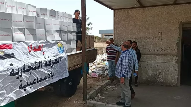 تجارية الإسماعيلية تطلق قافلة الخير الرمضانية الثانية ..صور