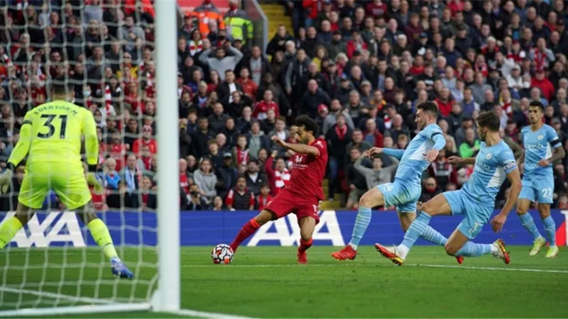 انطلاق قمة الدورى الانجليزى بين ليفربول ومانشستر سيتى