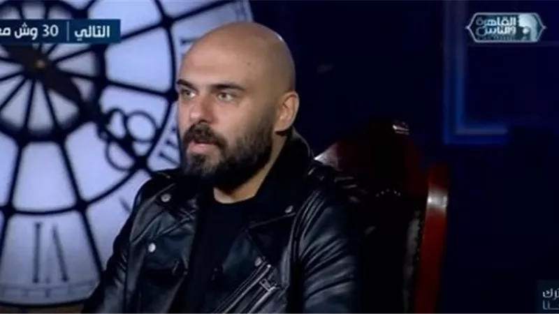 أحمد صلاح حسني : 