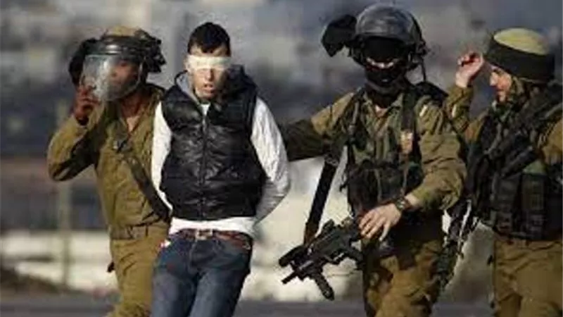 قوات الاحتلال الإسرائيلي تعتقل 17 فلسطينيًا بالضفة الغربية