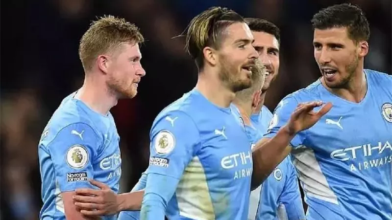 مانشستر سيتى يستعيد خدمات دياز قبل مواجهة ليفربول فى الكأس