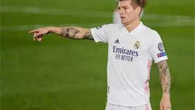 موعد اعتزال تونى كروس نجم وسط ريال مدريد
