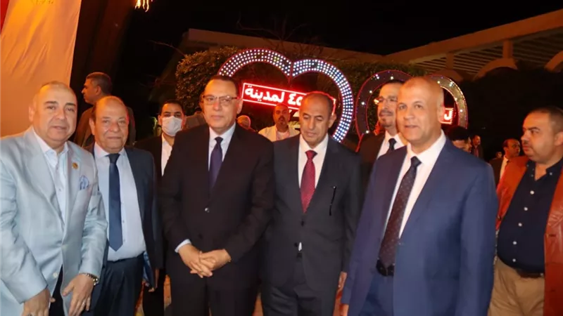 العاشر من رمضان تحتفل بعيدها ال٤٥ بافتتاح معارض مكافحة الغلاء للسلع الغذائية