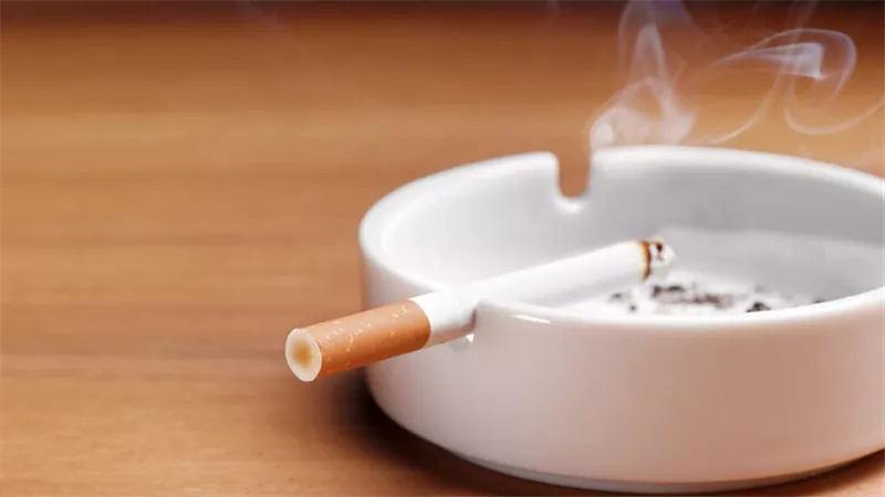 الصحة توجه نصيحة للمدخنين للتعافى من كورونا