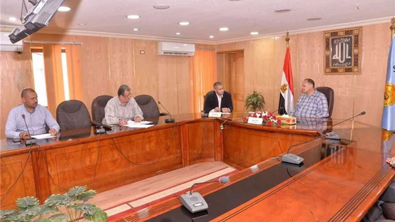 اللواء عصام سعد محافظ