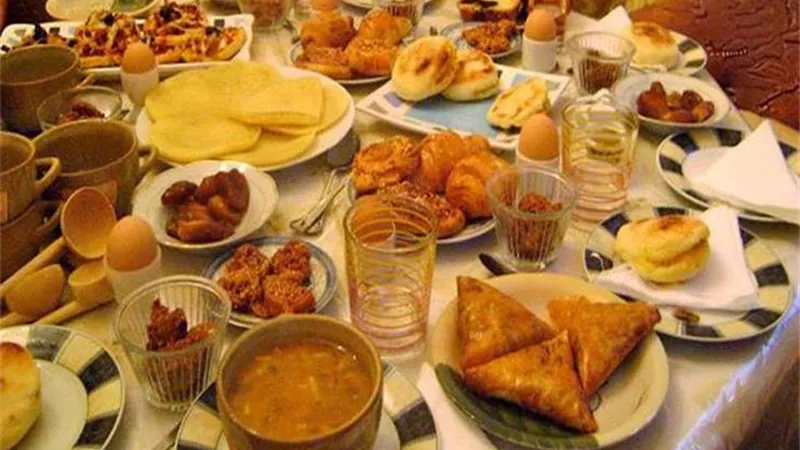 3 خطوات تساعدك على إنقاص وزنك في رمضان