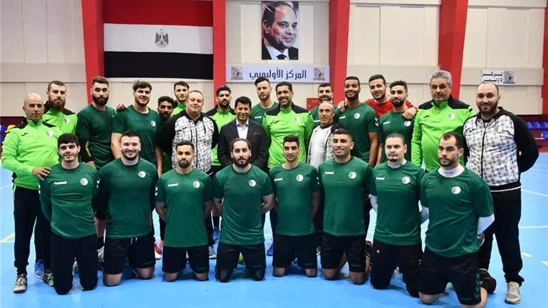 وزير الشباب يطلق اسم البطل البارالمبى الراحل 
