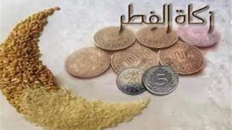 زكاة الفطر هل يمكن ان يخرجها الابن ان كان الاب لايعمل