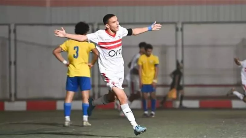 أمير مرتضى يطمئن على لاعب الزمالك بعد إصابته بالرباط الصليبي