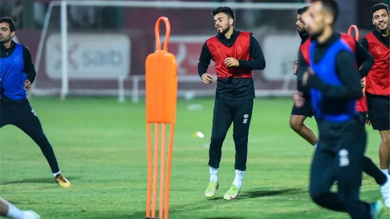 صلاح محسن يشارك في التدريبات الجماعية بالأهلي