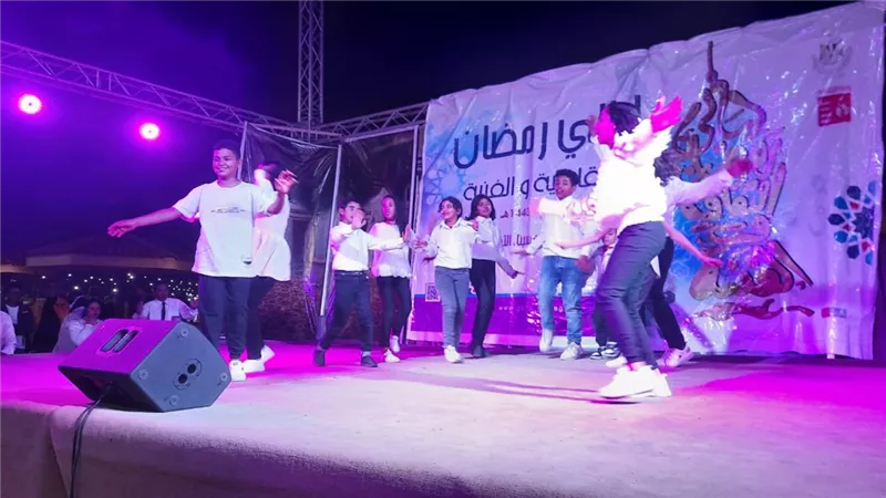 أطفال ذوي الهمم تضئ شموع ليالي رمضان الثقافية والفنية بكورنيش السويس