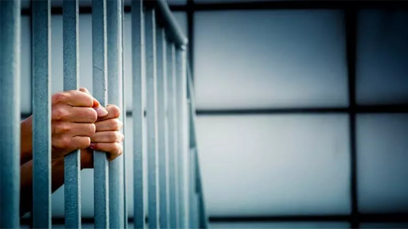 الإعدام شنقا لشابين قتلا صديقهما عمدا وأخفي جثته بصحراء الغردقة