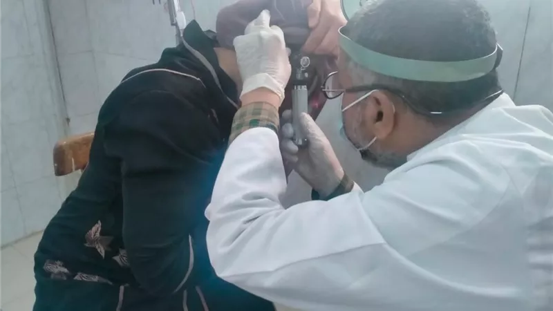 إطلاق قافلة طبية بقرية بالشرقية لعلاج المواطنين بالمجان
