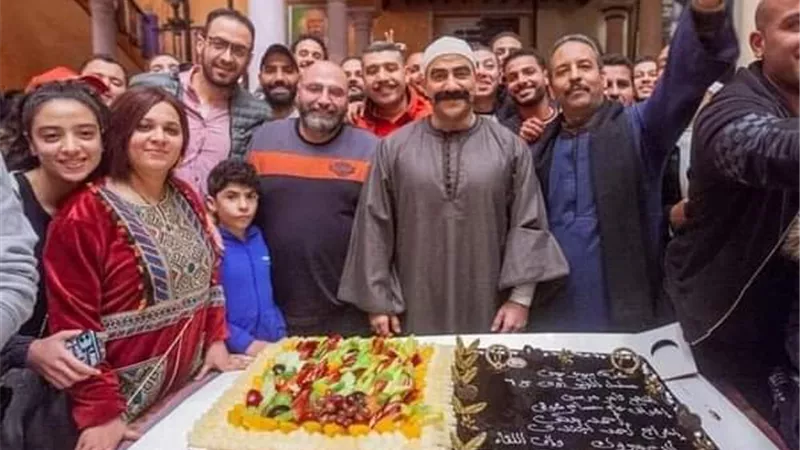 الاحتفال باخريوم تصوير من مسلسل(الكبير ٦)