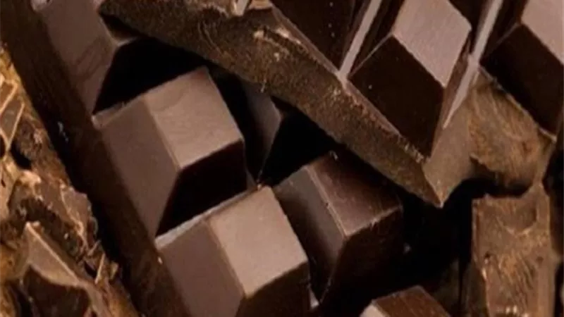 النيابة العامة تحسم الجدل بشأن احتواء منتج للشوكولاتة بالسوق على مواد مخدِّرة