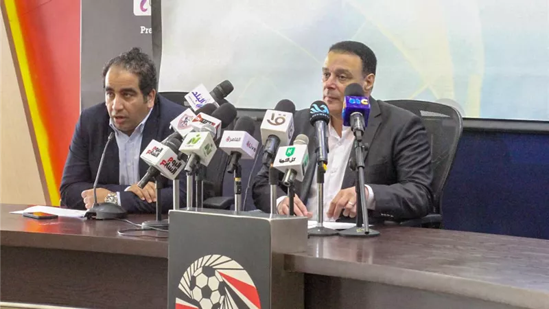 عبدالفتاح يكشف عن خطة تطوير لجنة الحكام.. ومصير مباراة القمة وكأس العالم