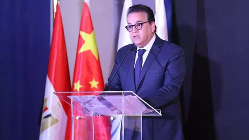عبد الغفار يدشن الأعمال الإنشائية لمجمع التبريد اللوجيستي وحفظ اللقاحات والأمصال بمجمع «فاكسيرا»