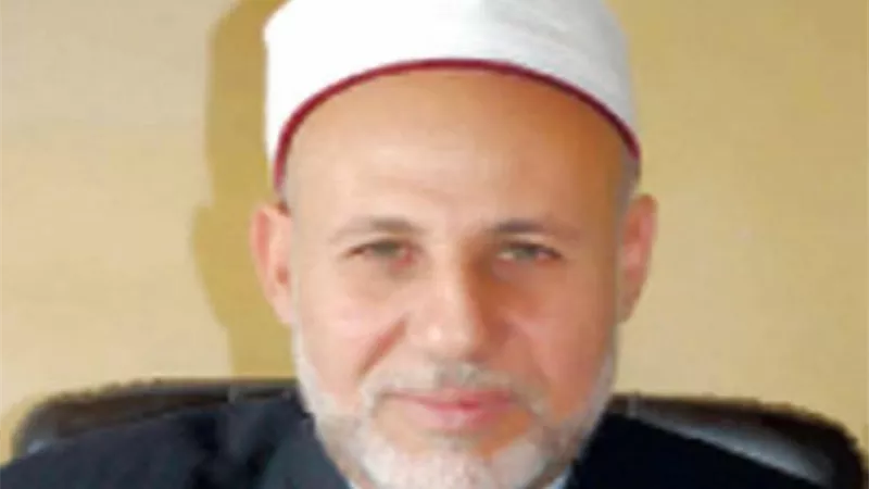 هل يجوز صلاة التراويح بقصار السور؟..رئيس الفتوى يُجيب