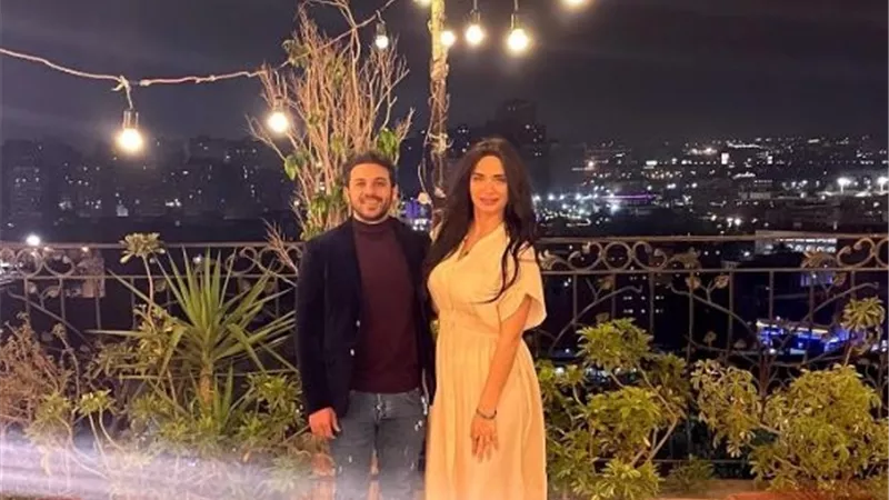 محمد رشاد برفقة خطيبته فى أحدث ظهور: رمضان السنه دي غير كل عام