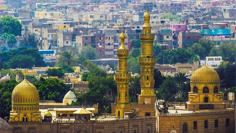 نساء خالدات .. السيدة نفيسة حفيدة الرسول