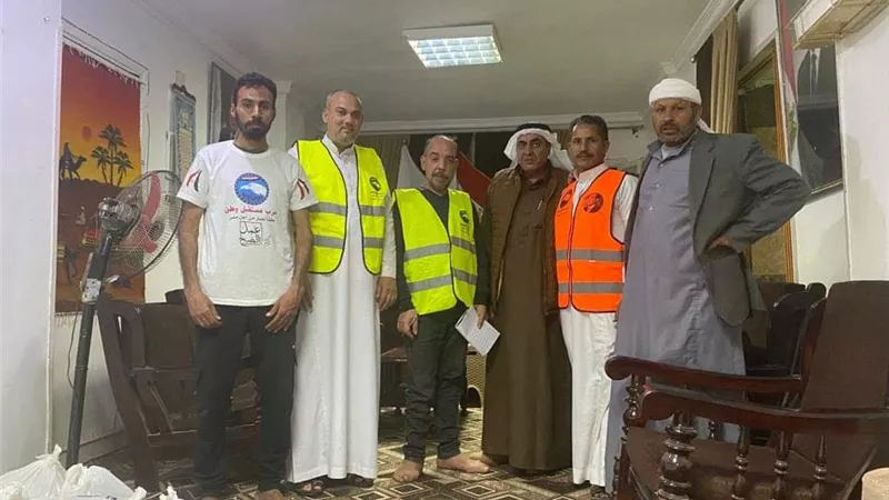 مستقبل وطن جنوب سيناء يوزع شنطة مواد غذائية علي المواطنين بمدينة نويبع